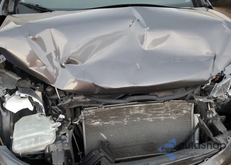 2015 Honda Fit Lx z USA, uszkodzony, nr VIN 3HGGK5H53FM759688